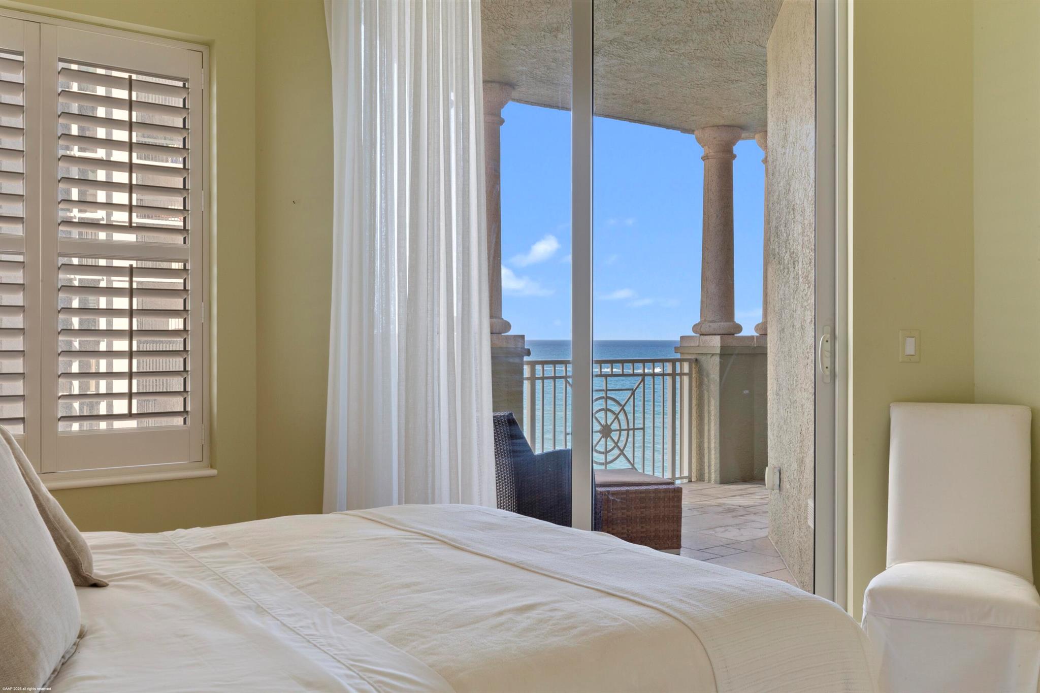 ONE SINGER ISLAND CONDO - Residential