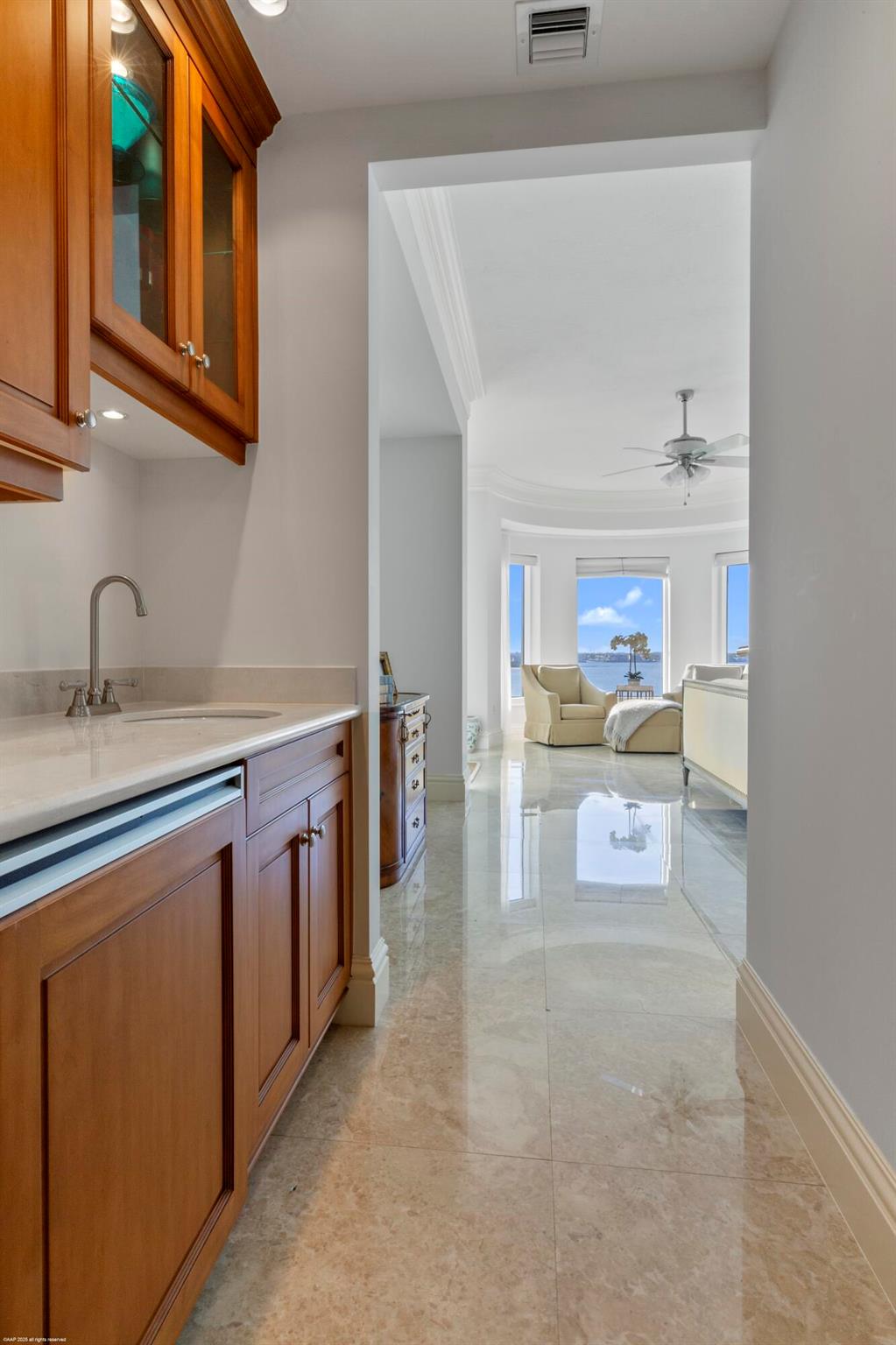 ONE SINGER ISLAND CONDO - Residential