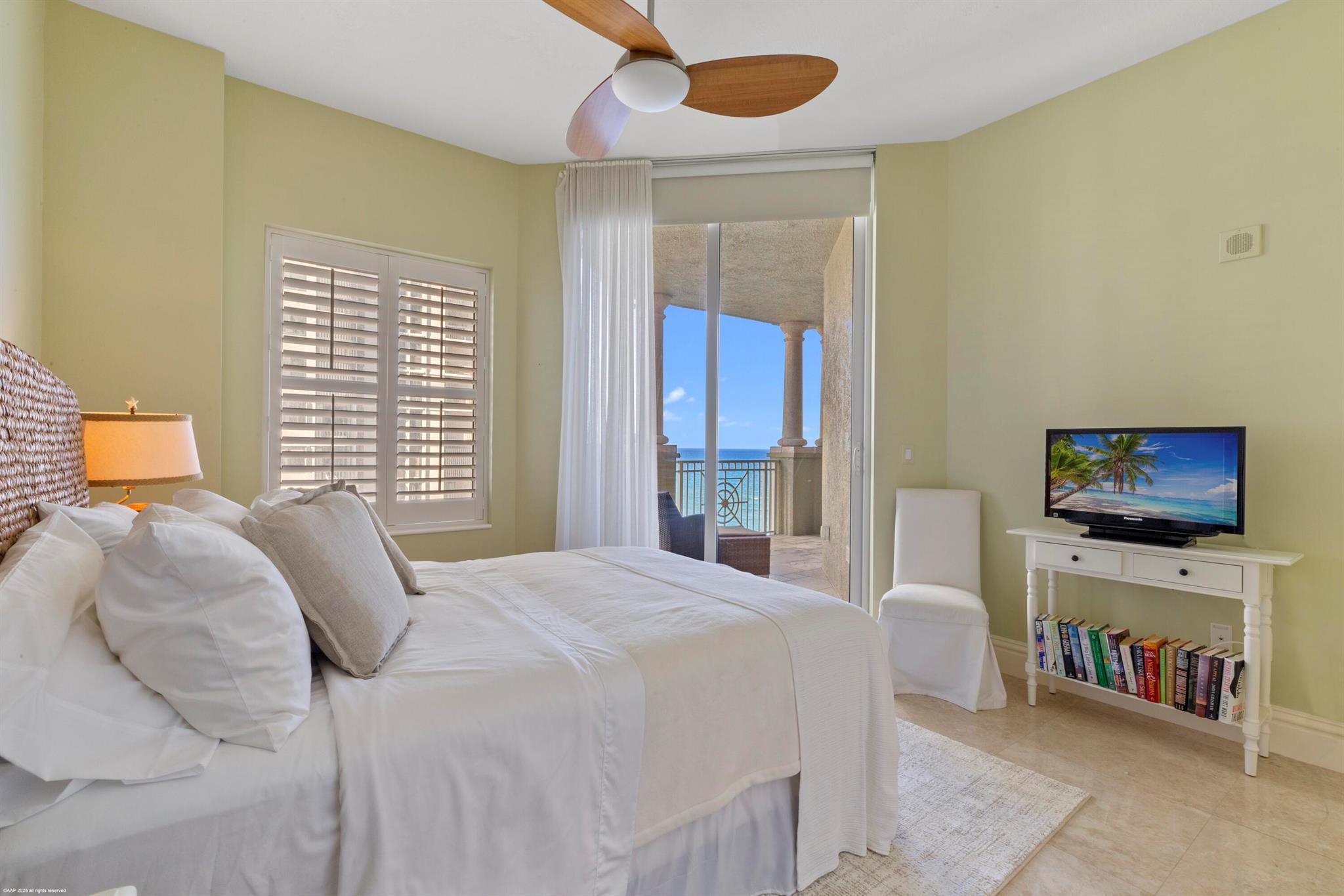 ONE SINGER ISLAND CONDO - Residential