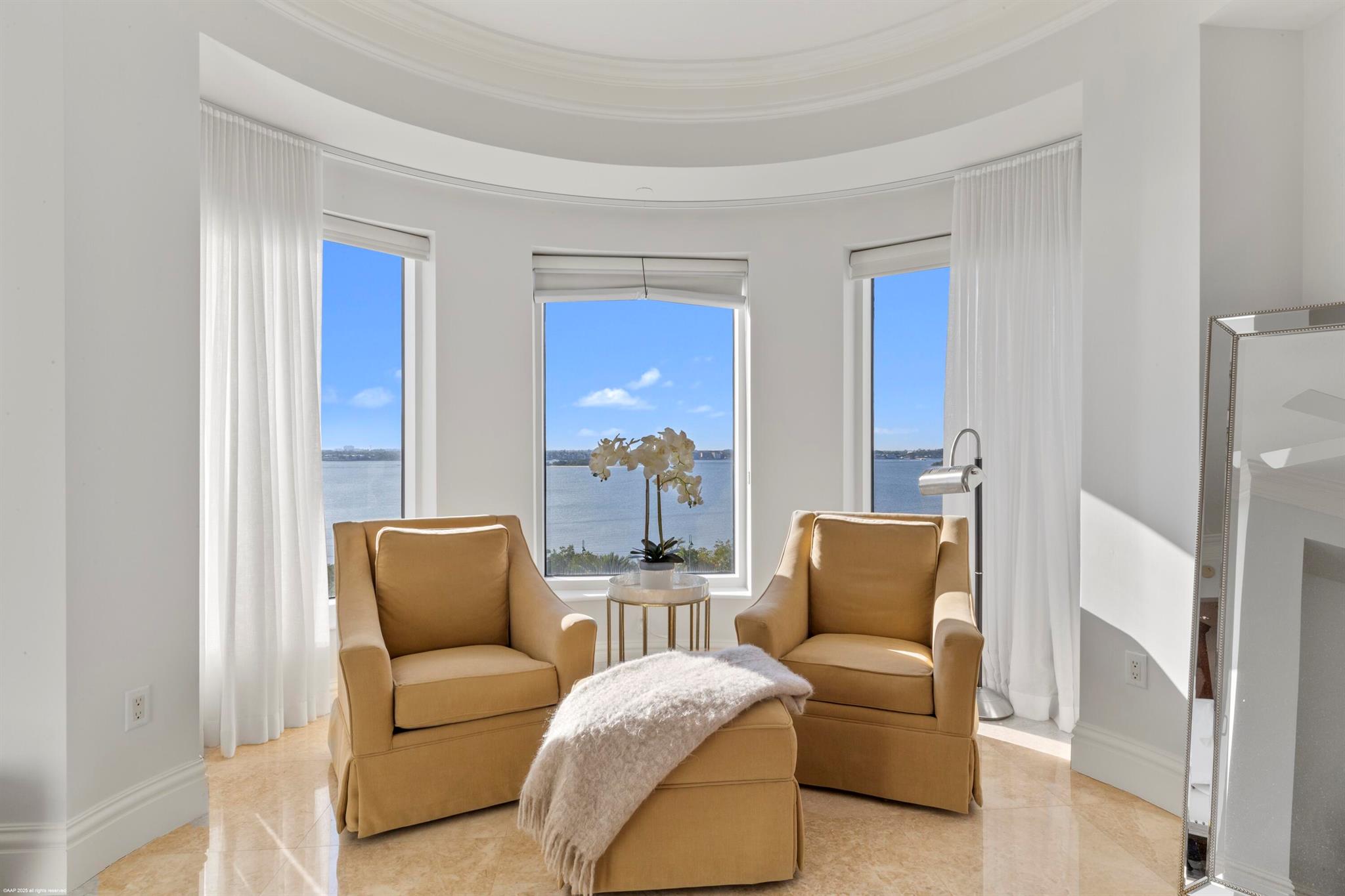 ONE SINGER ISLAND CONDO - Residential