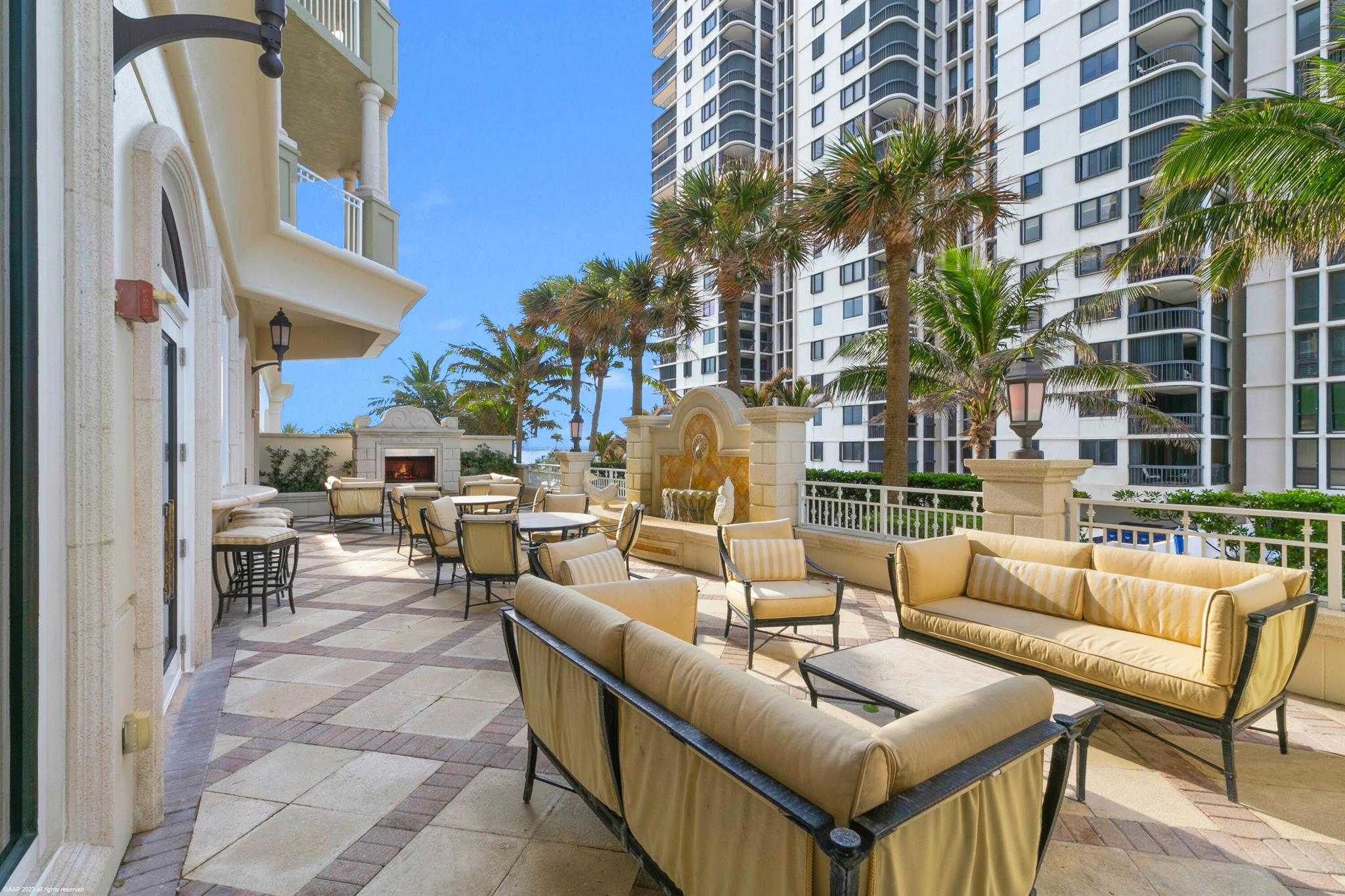 ONE SINGER ISLAND CONDO - Residential