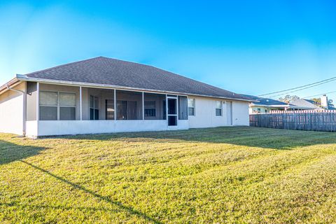 A home in Port St Lucie