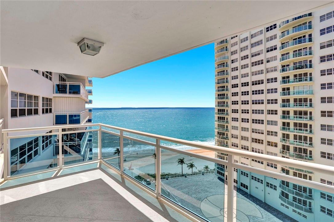 THE COMMODORE - Residential