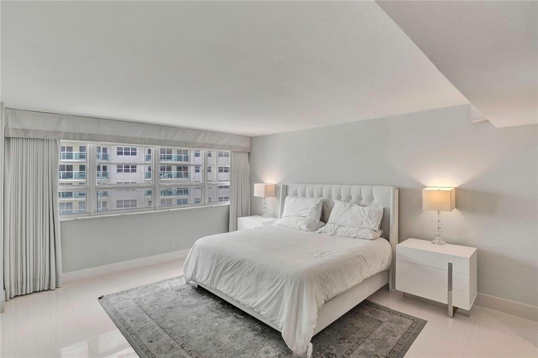 THE COMMODORE - Residential