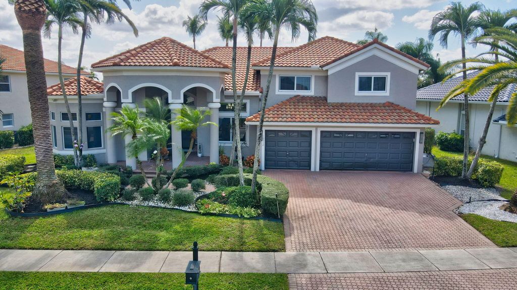 Photo of 10912 King Bay Drive, Boca Raton, FL 33498 (MLS # R11053022)