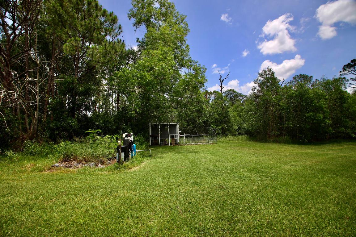 FELLSMERE FARMS CO S/D OF UNSURVEYED TWP 31 RNG 37 - Residential