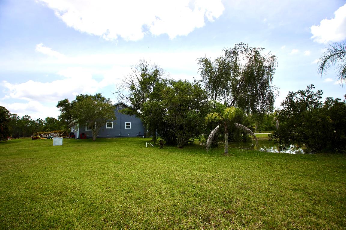 FELLSMERE FARMS CO S/D OF UNSURVEYED TWP 31 RNG 37 - Residential