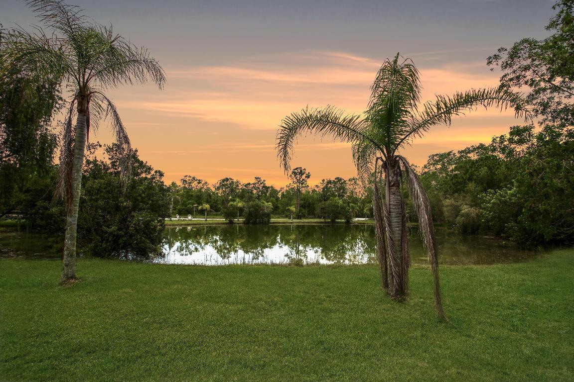 FELLSMERE FARMS CO S/D OF UNSURVEYED TWP 31 RNG 37 - Residential