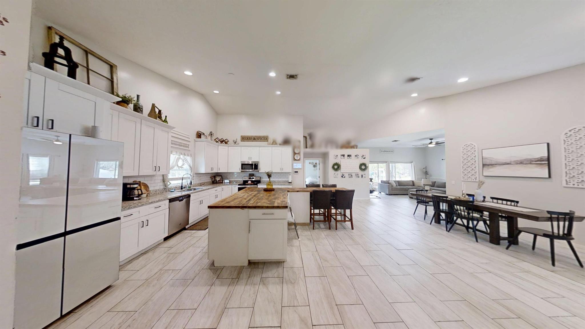 FELLSMERE FARMS CO S/D OF - Residential