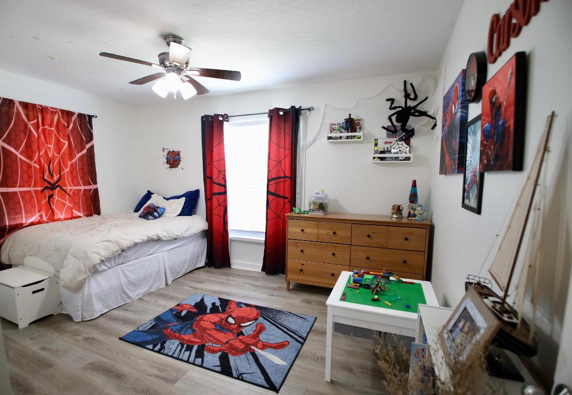 FELLSMERE FARMS CO S/D OF UNSURVEYED TWP 31 RNG 37 - Residential