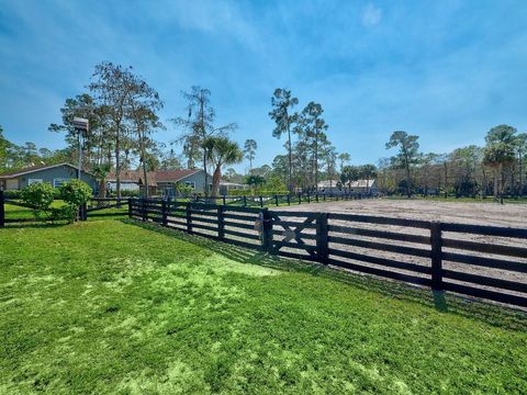 A home in Loxahatchee