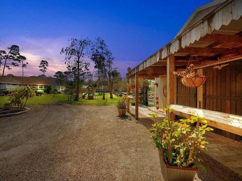 A home in Loxahatchee