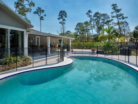 A home in Loxahatchee