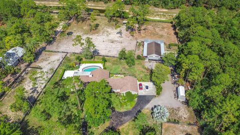 A home in Loxahatchee