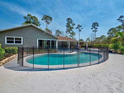 A home in Loxahatchee