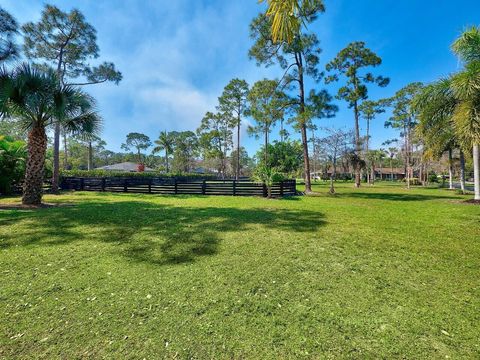 A home in Loxahatchee