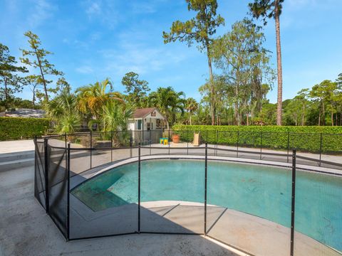 A home in Loxahatchee