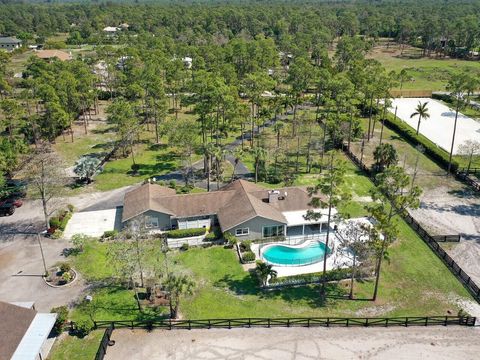 A home in Loxahatchee