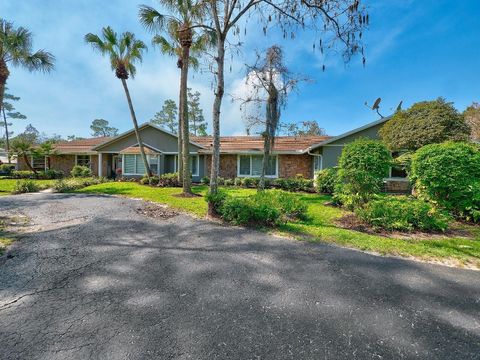 A home in Loxahatchee