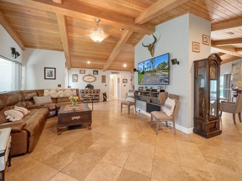 A home in Loxahatchee