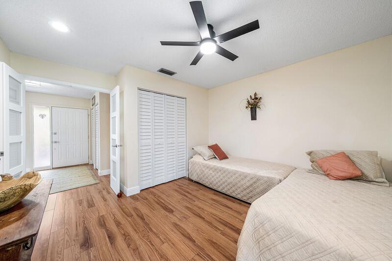 STRATHMORE GATE I UNIT ON - Residential