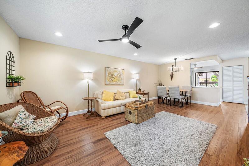STRATHMORE GATE I UNIT ON - Residential