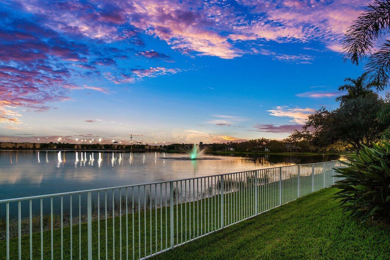 WATERS EDGE AT PARKLAND - Residential Lease