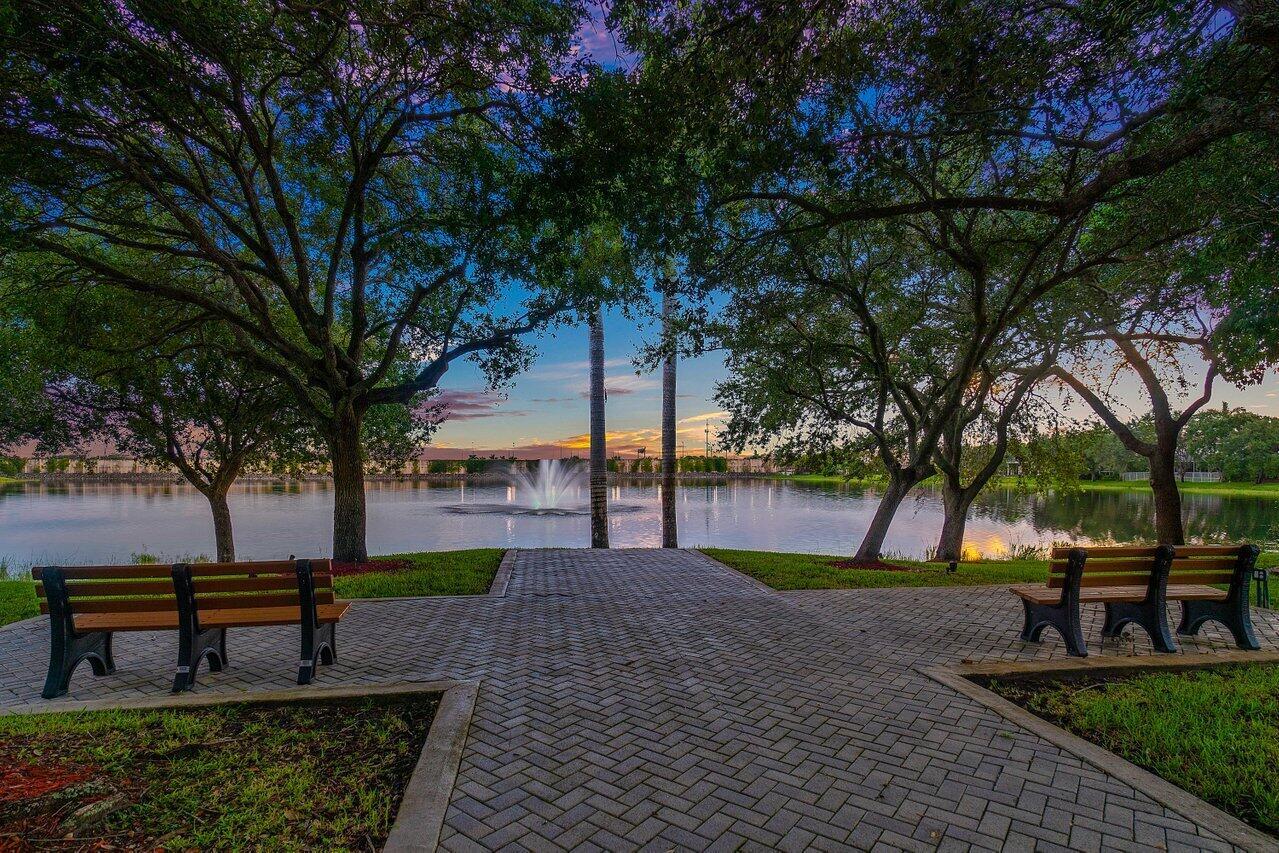 10290 NW 60th Place