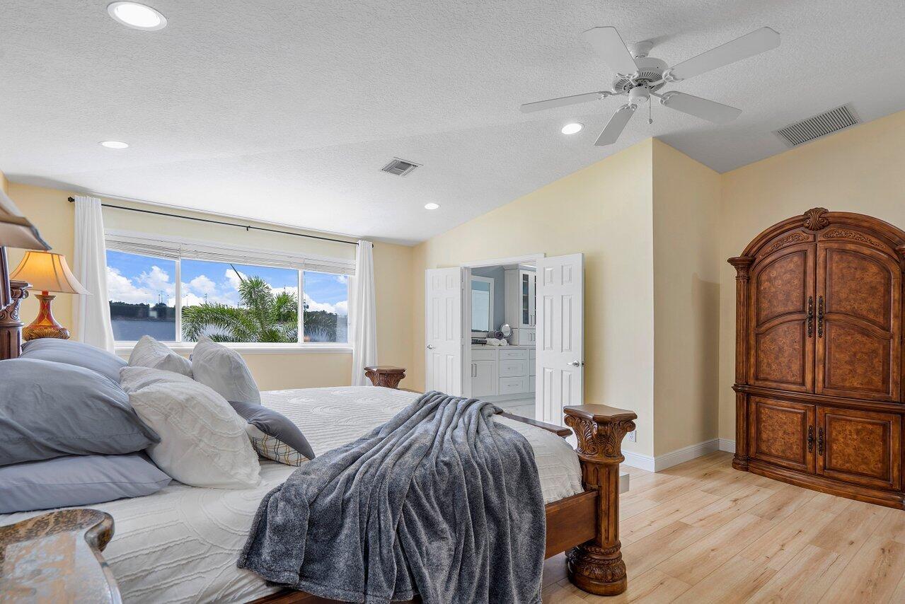 WATERS EDGE AT PARKLAND - Residential Lease