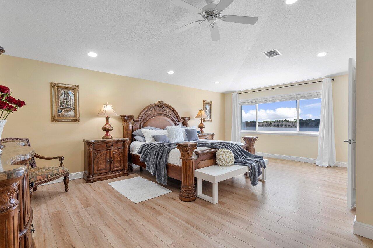 WATERS EDGE AT PARKLAND - Residential Lease