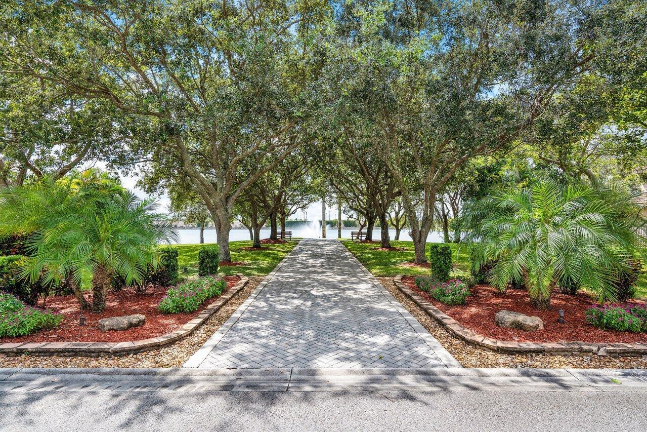 WATERS EDGE AT PARKLAND - Residential Lease