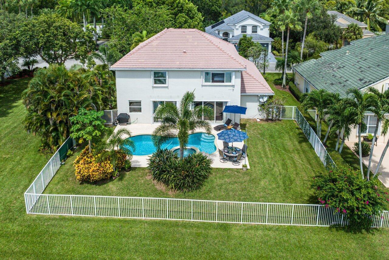 WATERS EDGE AT PARKLAND - Residential Lease