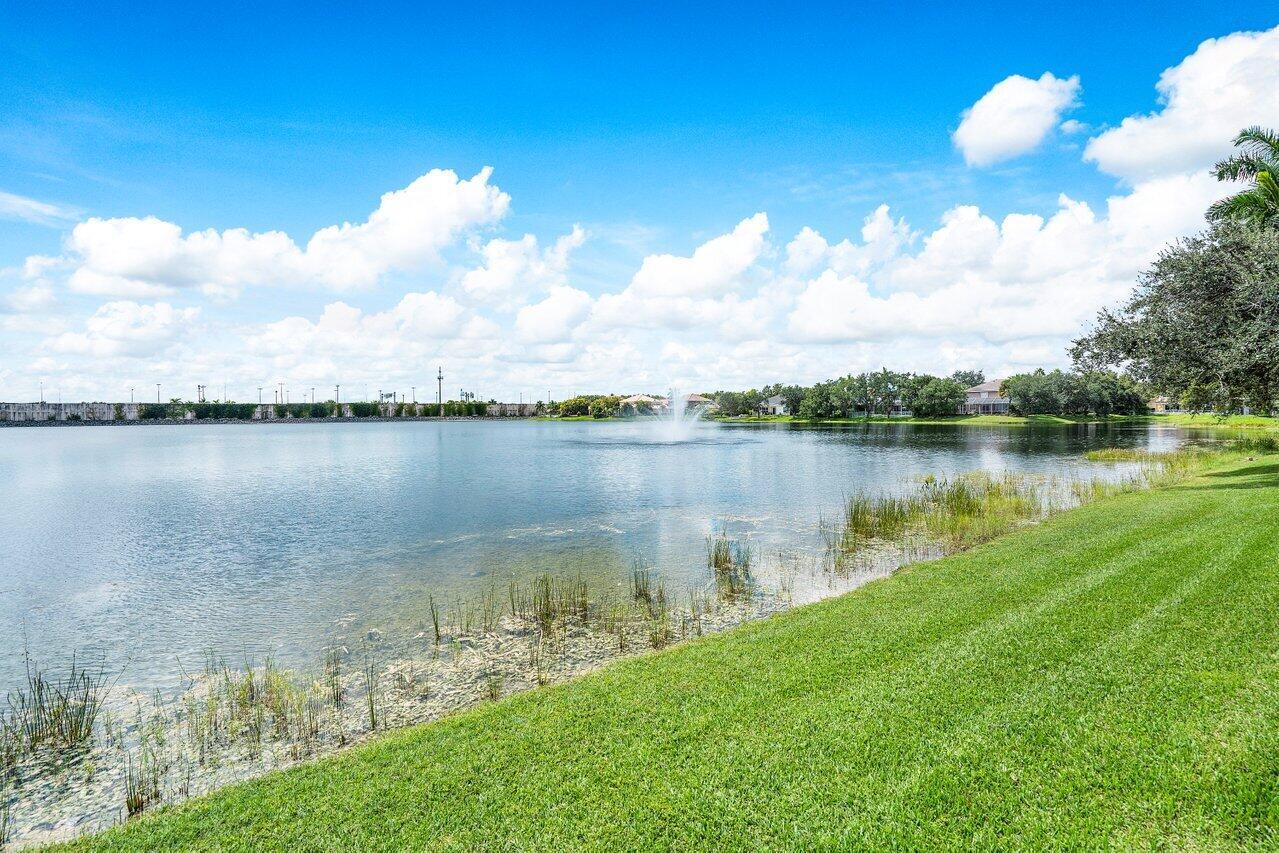 WATERS EDGE AT PARKLAND - Residential Lease