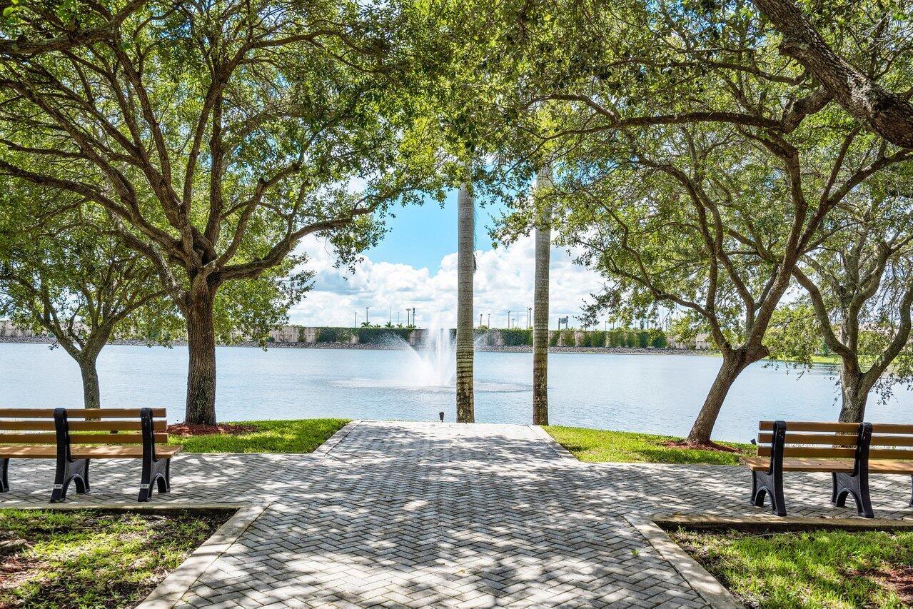 WATERS EDGE AT PARKLAND - Residential Lease
