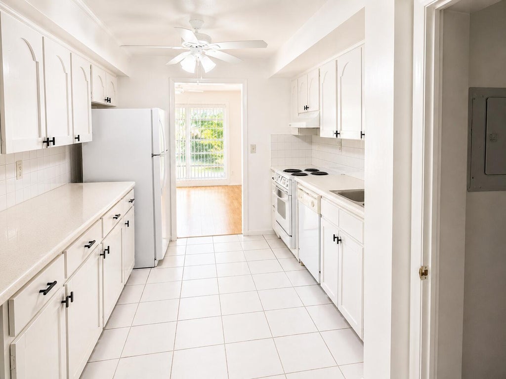 Photo of 1980 NE 56th Street, Fort Lauderdale, FL 33308 (MLS # B26064545)