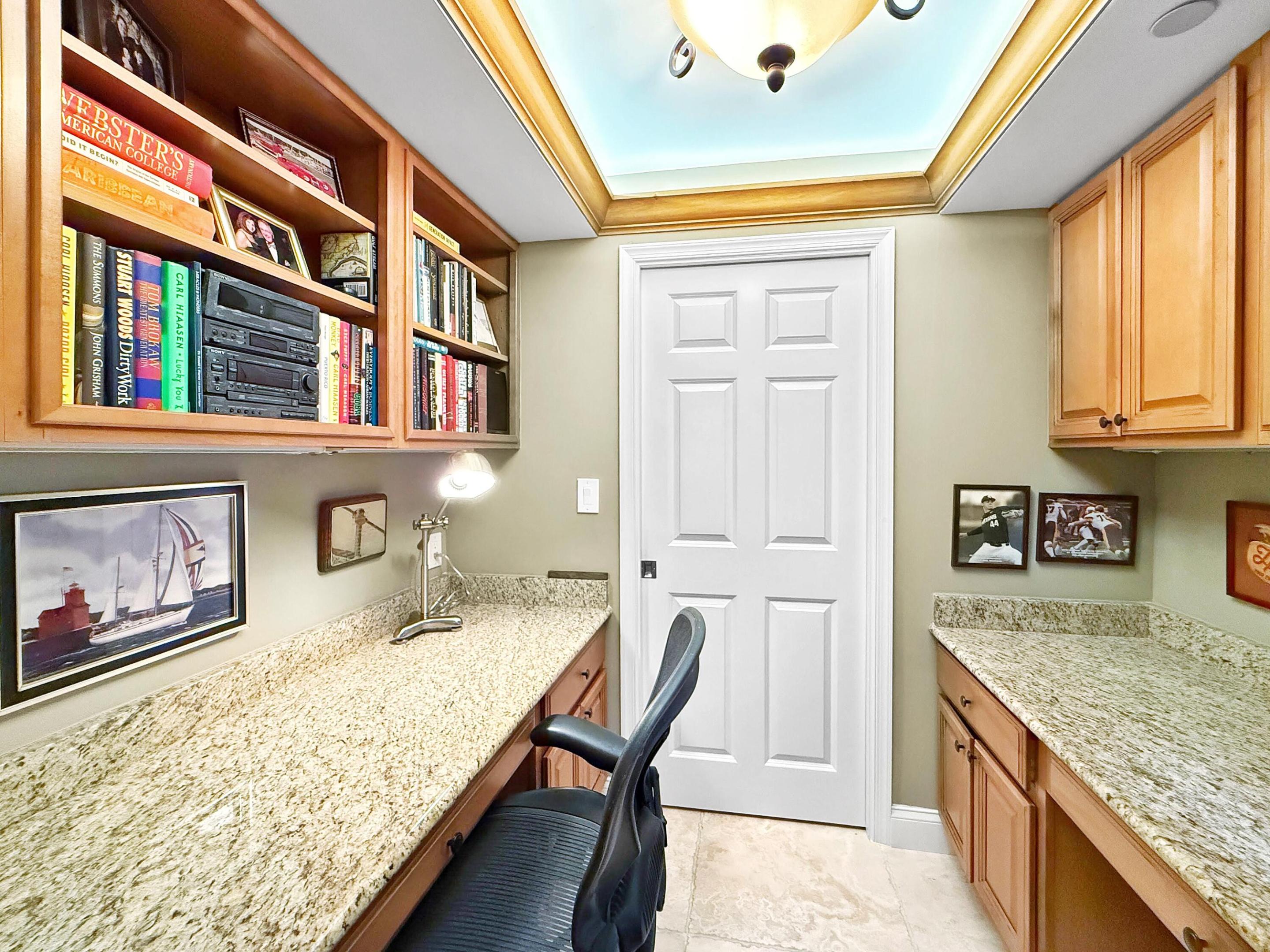 TIARA CONDO - Residential