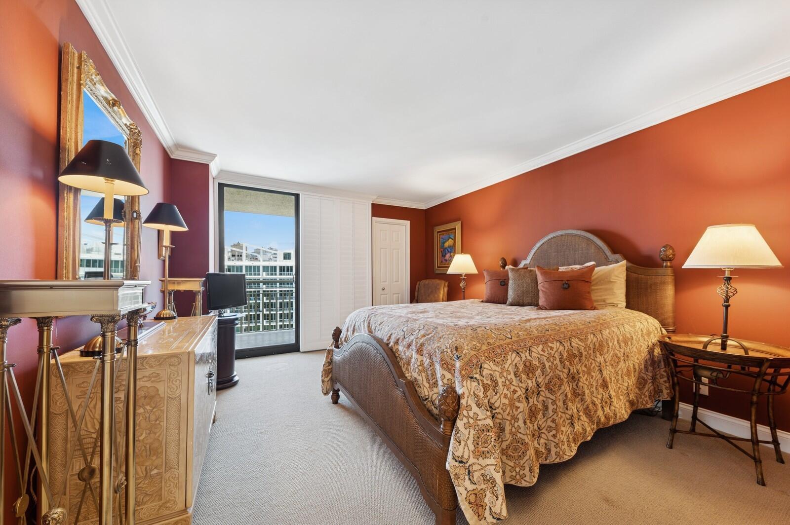 TIARA CONDO - Residential