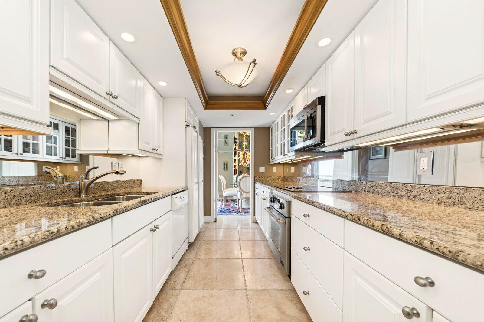 TIARA CONDO - Residential