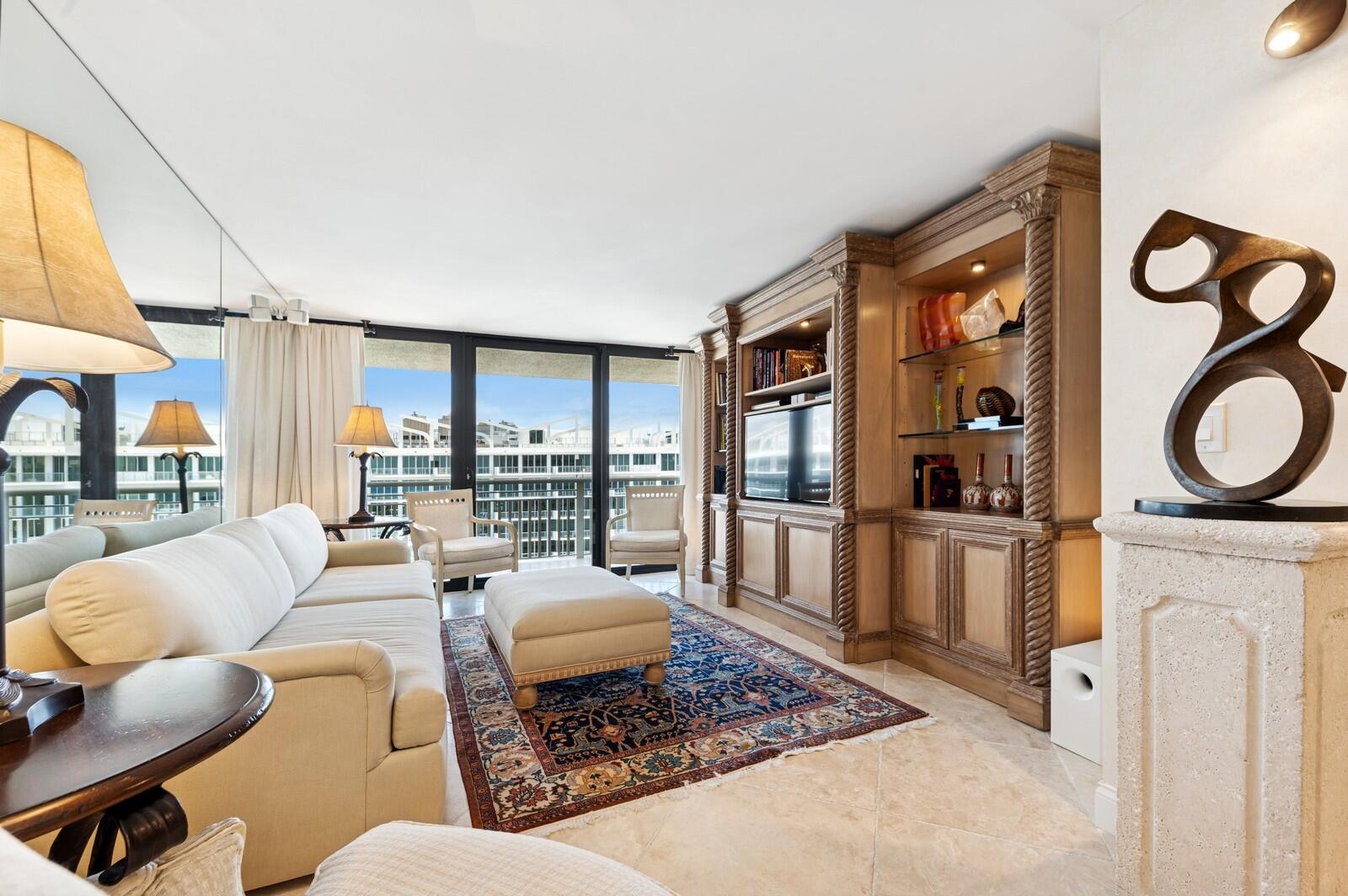 TIARA CONDO - Residential