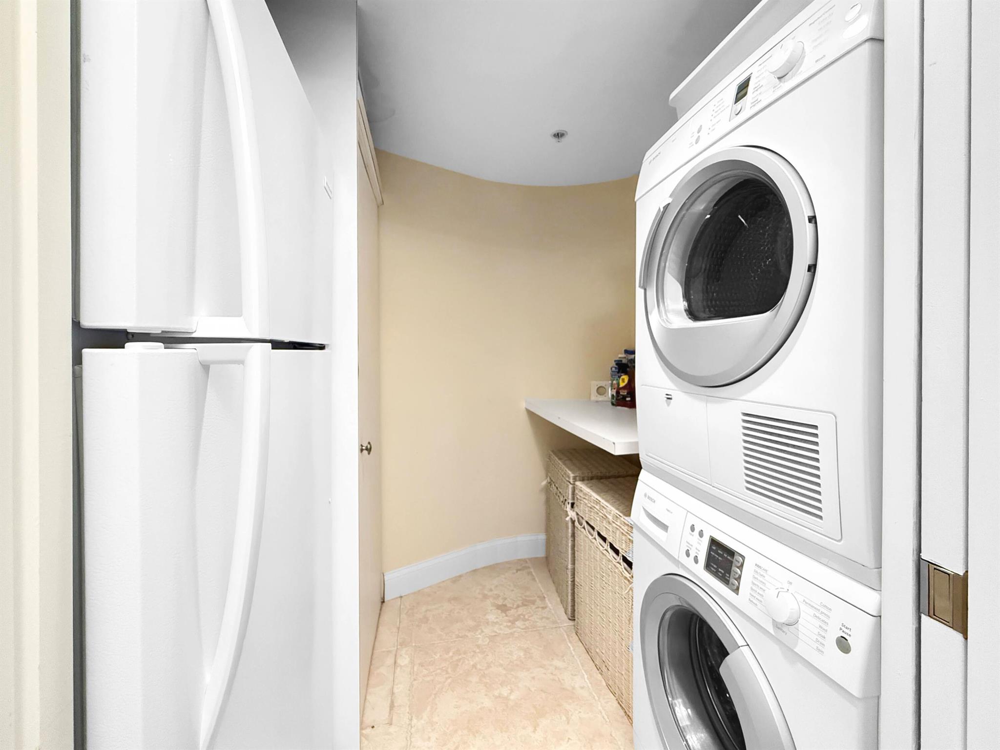 TIARA CONDO - Residential