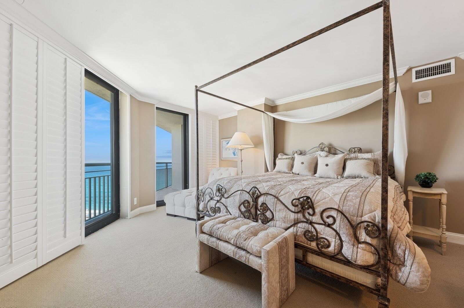 TIARA CONDO - Residential