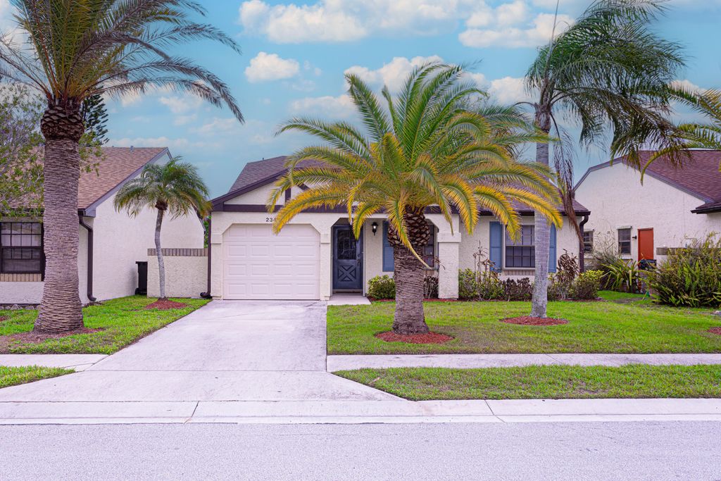 Photo of 2344 SE Breckenridge Circle, Port Saint Lucie, FL 34952 (MLS # B26008252)