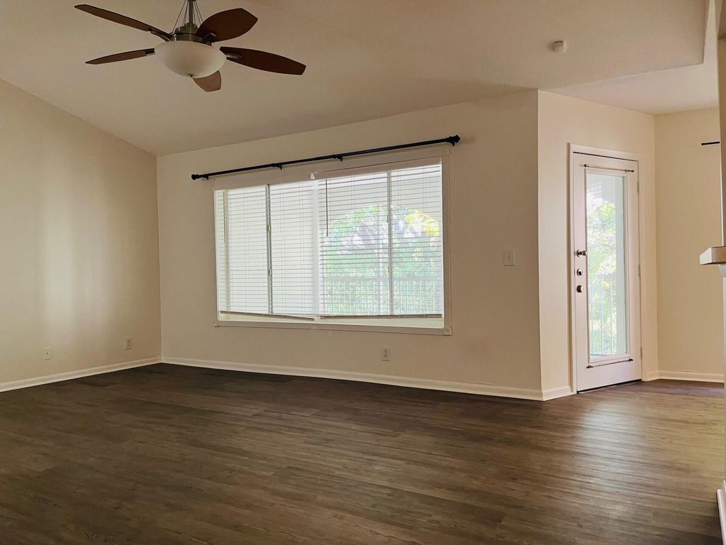 Photo of 815 W Boynton Beach Boulevard #15-203, Boynton Beach, FL 33426 (MLS # B26020464)