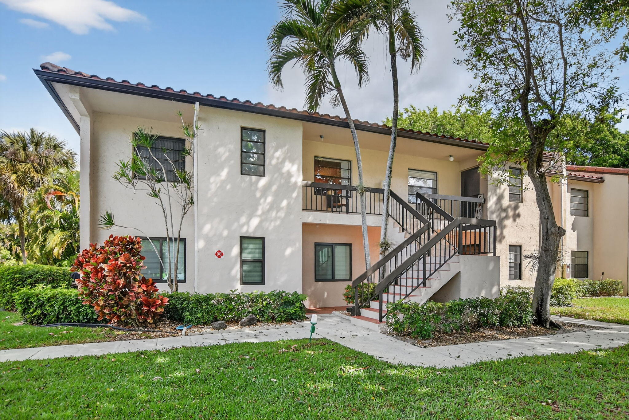 VISTAS OF BOCA LAGO CONDO - Residential