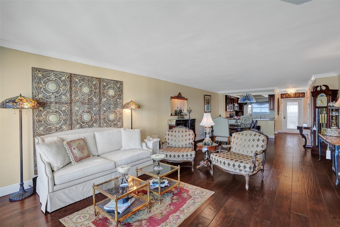 SEA MONARCH CONDO - Residential