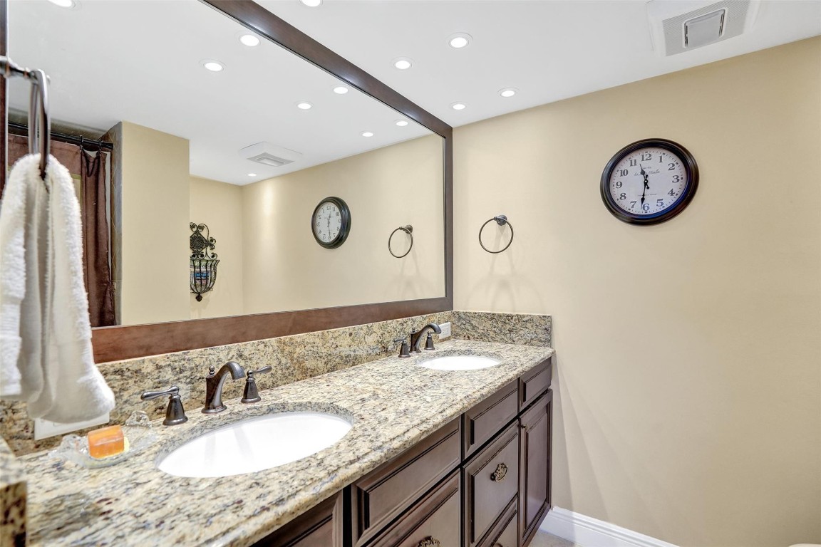 SEA MONARCH CONDO - Residential