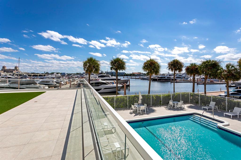 WATERVIEW TOWERS CONDO - Residential