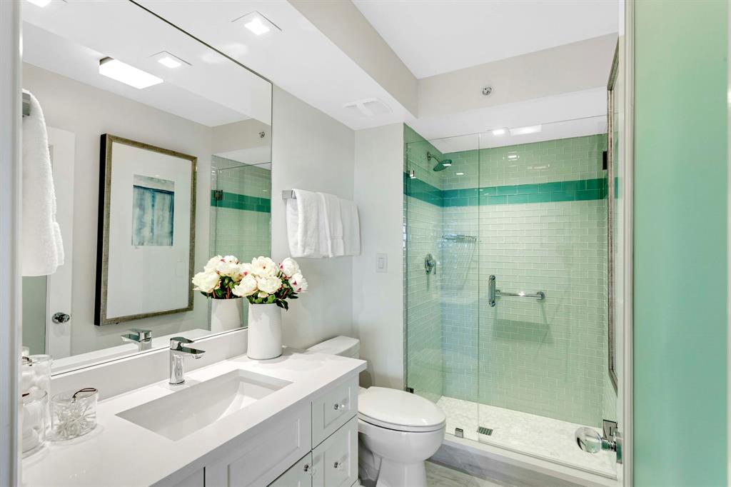 WATERVIEW TOWERS CONDO - Residential