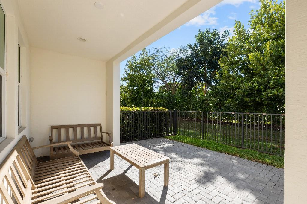 CROSSINGS OF WESTLAKE LT - Residential