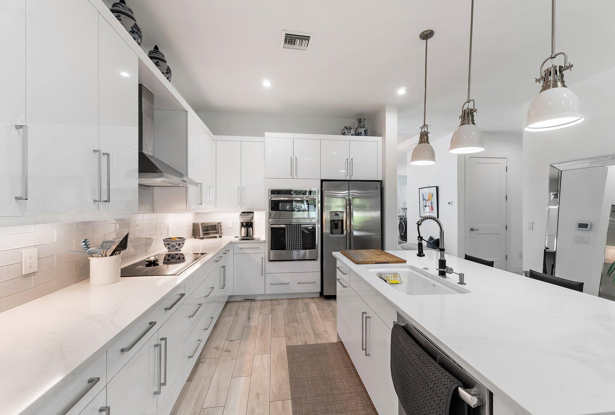 BANYAN CAY RESORT COMMUNI - Residential